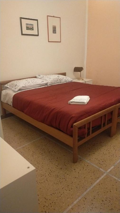 B & B Via Borgo Di San Pietro Bologna Esterno foto