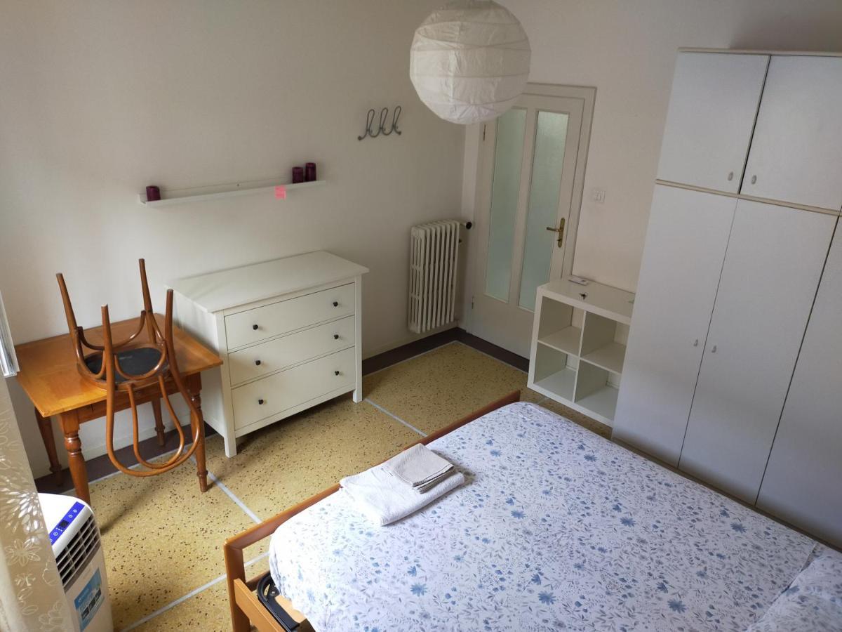 B & B Via Borgo Di San Pietro Bologna Esterno foto